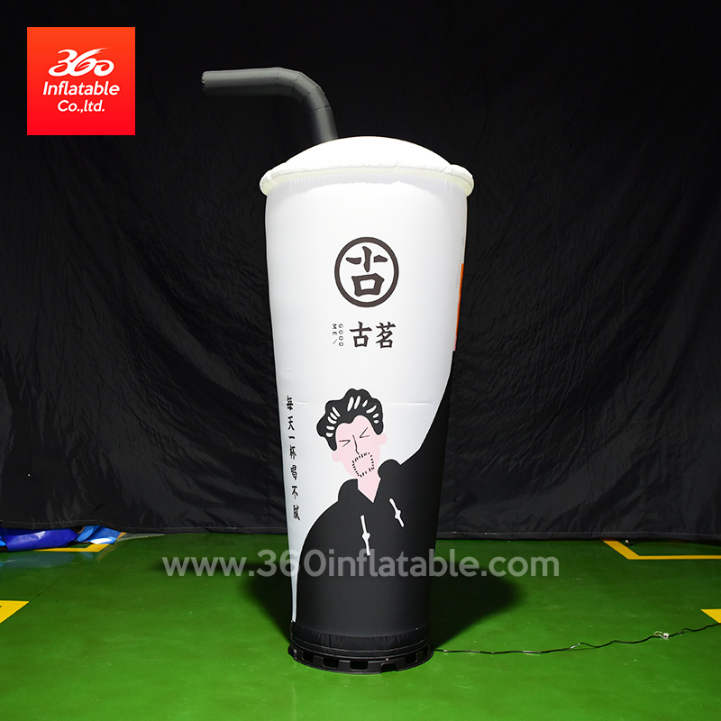 La bebida inflable gigante del jugo del cubo al aire libre llevó la publicidad de la promoción de la publicidad de la botella de la iluminación